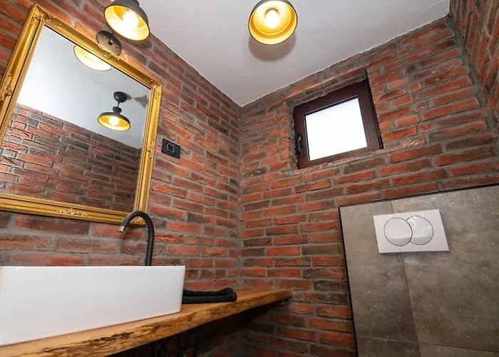 Alpstuga Casa Foresta *