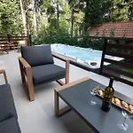 בקתה Casa Foresta *