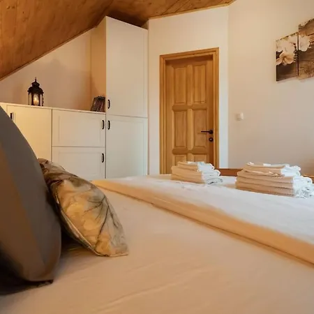 Casa Foresta 므르코팔리